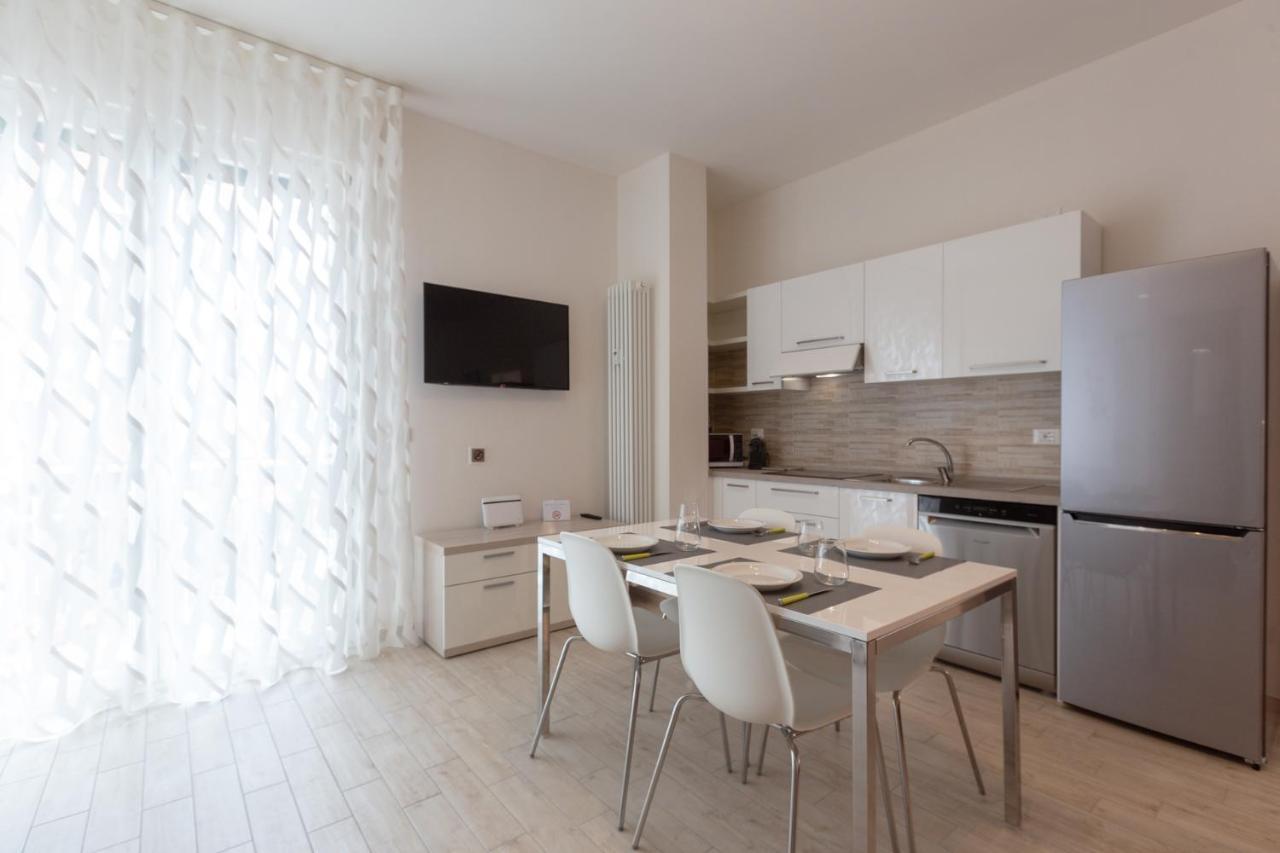 Appartamento Enjoy Bolonia Exterior foto